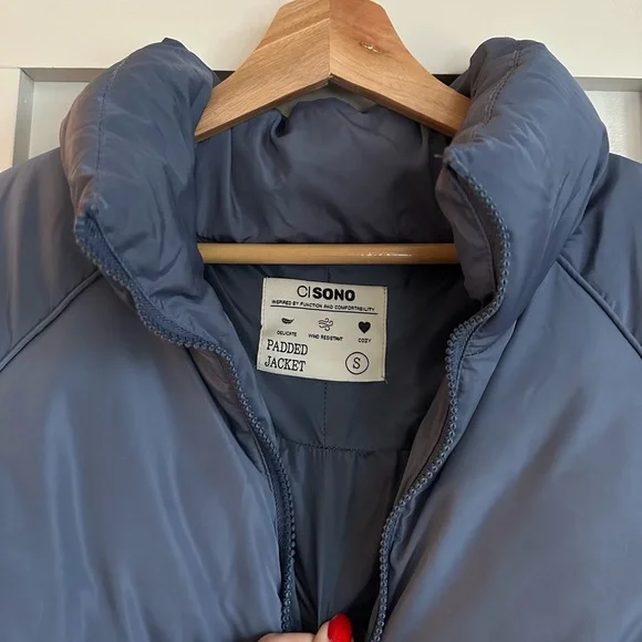 Women’s Blue Puffer Jacket Small Like New - Picture 6 of 6